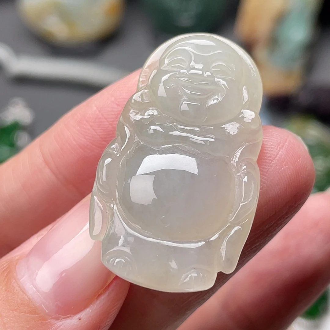 翡翠未镶嵌颈饰佛公