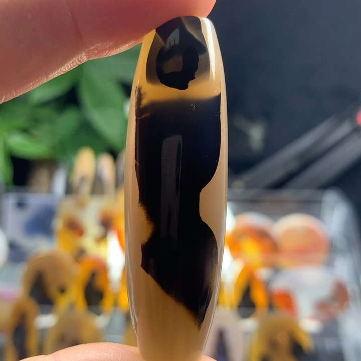 玛瑙/玉髓颈饰未镶嵌三***猫