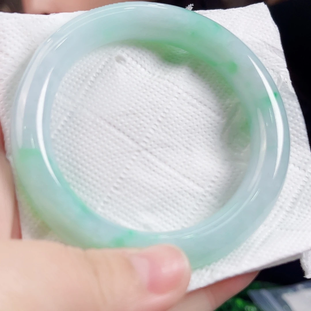 翡翠颈饰未镶嵌手镯56-58