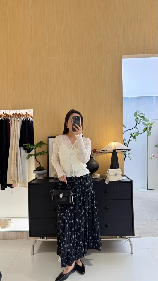 2025MANSA花苞边防晒针织开衫