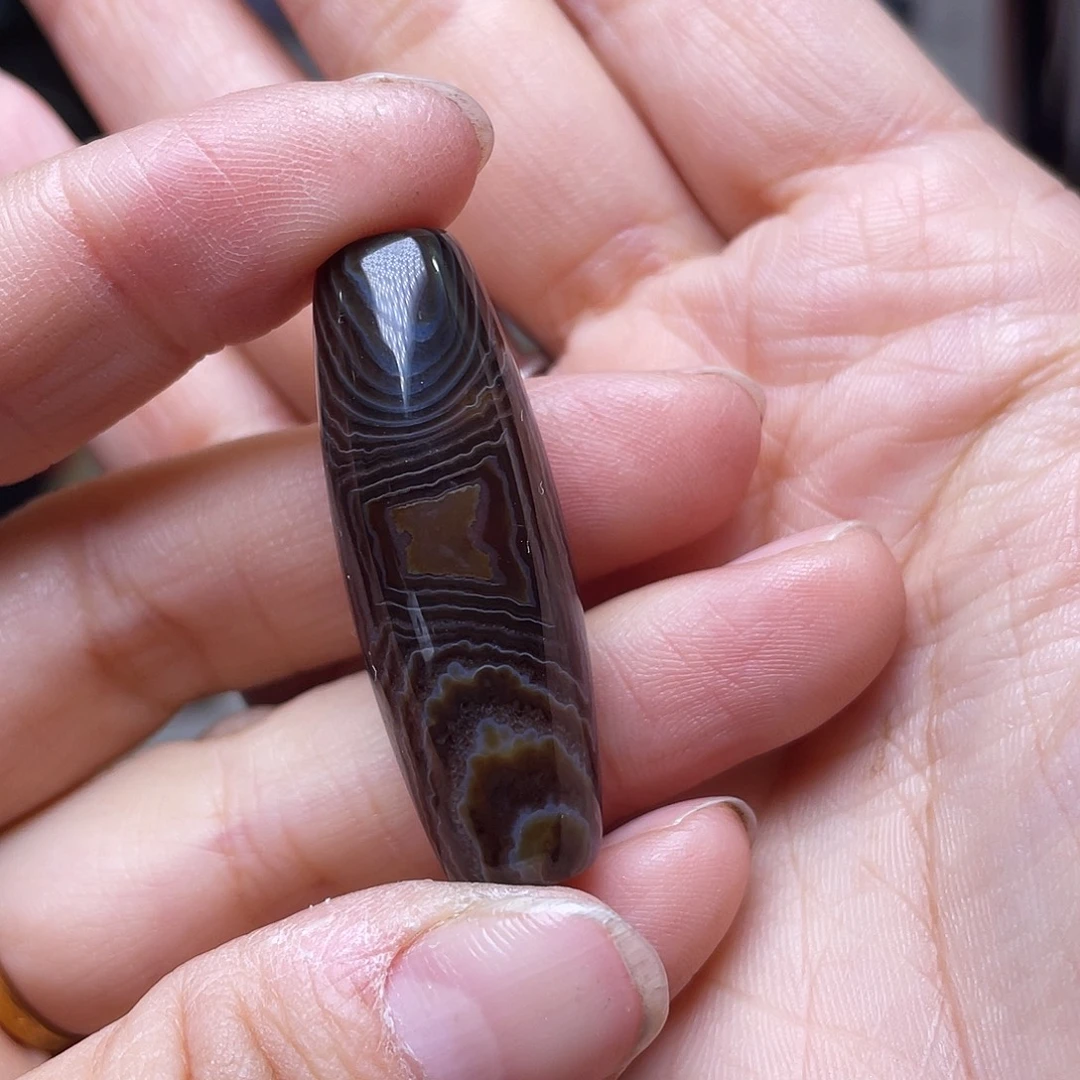 玛瑙/玉髓未镶嵌珠宝奇石