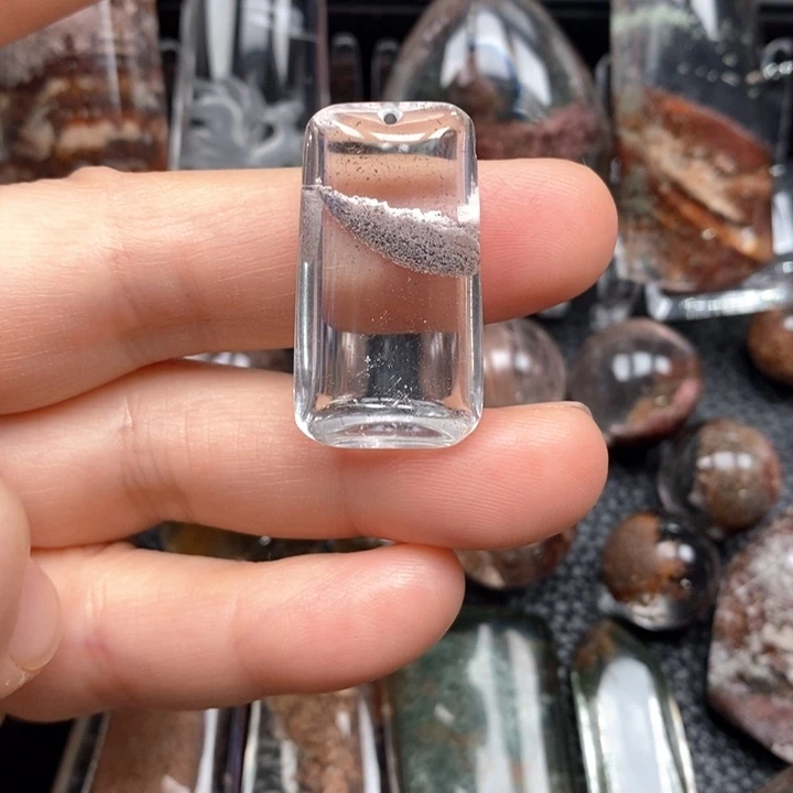 未镶嵌颈饰水晶自**嘛