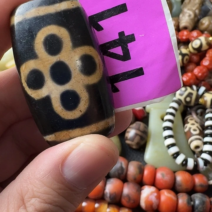 森***玛瑙/玉髓未镶嵌颈饰