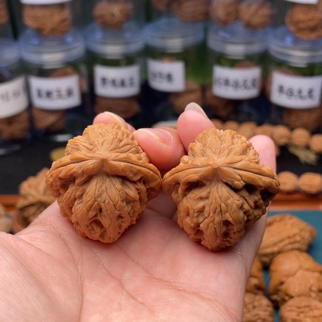 桃核吊坠全品金三角