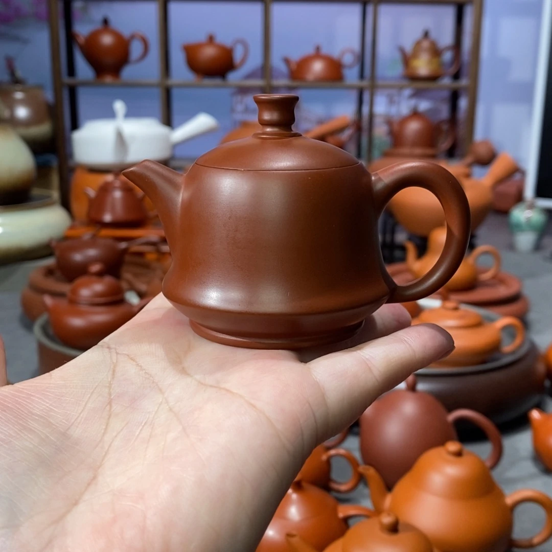 紫砂茶壶章淑煌朱泥金钟80cc