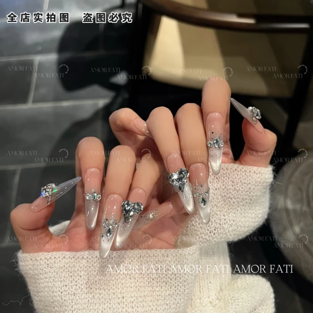 【赋予浪漫】爆闪高级白月光猫眼碎钻纯手工穿戴甲