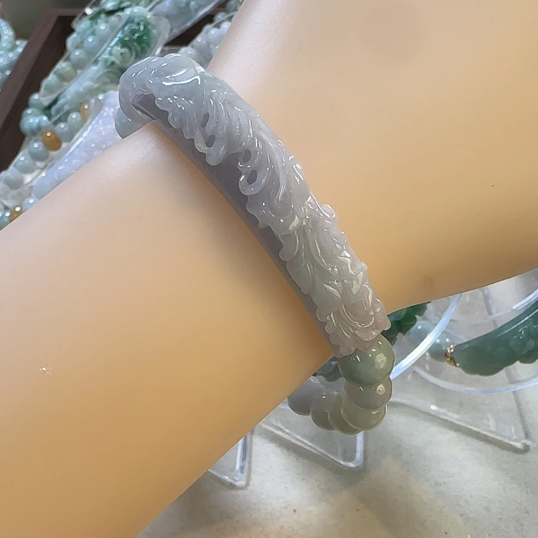 颈饰未镶嵌翡翠手牌