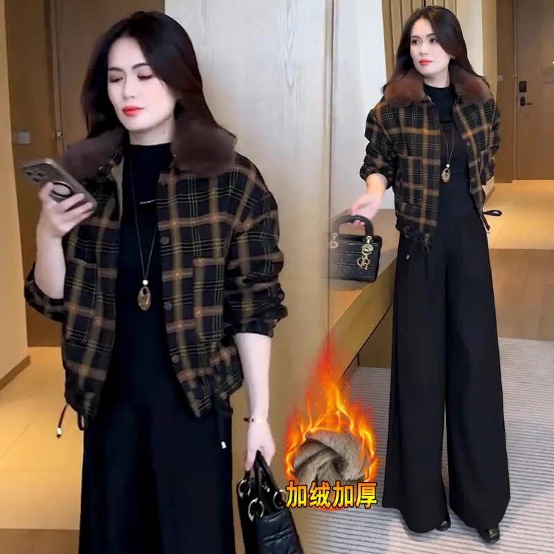 拉夏贝尔加绒加厚格子短外套女2025冬季新款保暖带毛领夹克上衣潮