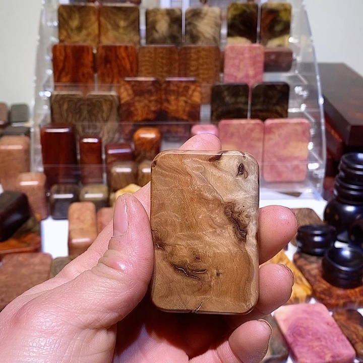 木胖*油木质把玩件6442个