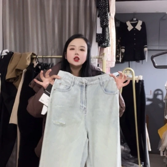 125-135斤能穿浅色阔腿裤