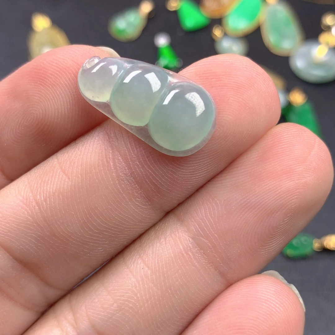 【闪购商品】颈饰未镶嵌翡翠翡翠