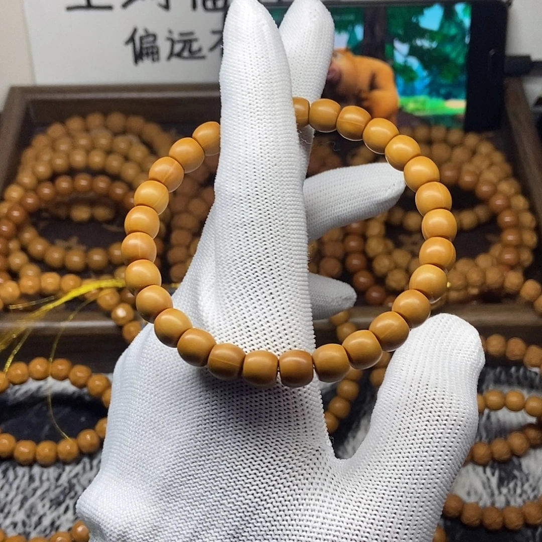 猴头核桃吊坠直切