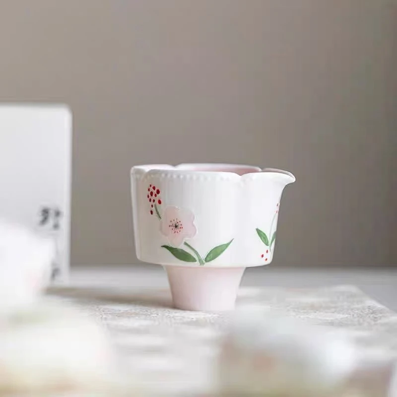 粉黛幽梦--有田烧如意碗口公道杯