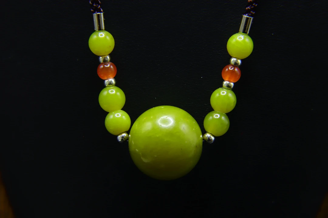 玉露凝珠——天然岫玉1.8cm转运珠