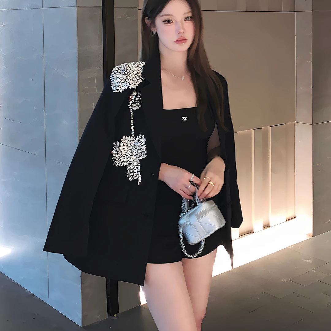 设计感立体花朵镶钻修身西装外套女重工钉珠时尚气质西服