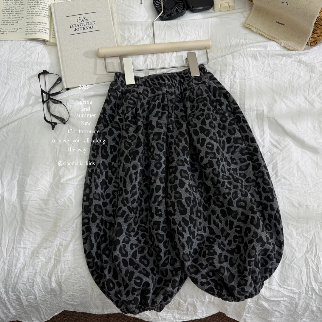04小马家2025冬款加绒帅气豹纹裤卫裤D-6703宽松男女童裤子