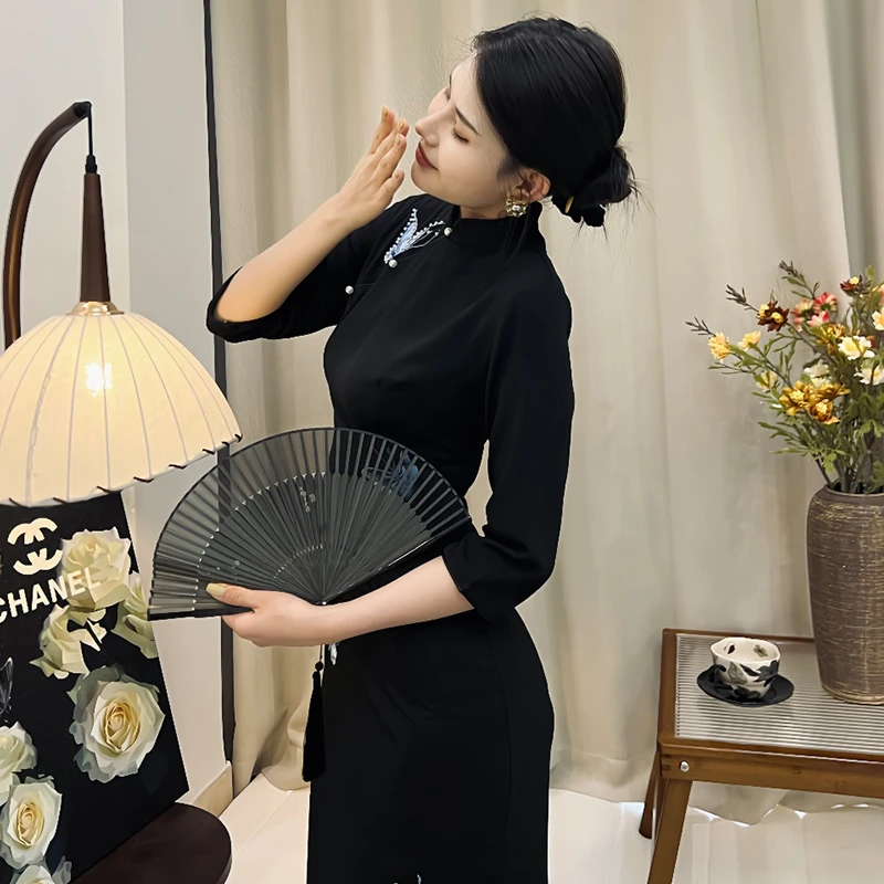 【珠光碟】蝴蝶改良旗袍少女气质显瘦修身刺绣长袖黑色日常连衣裙