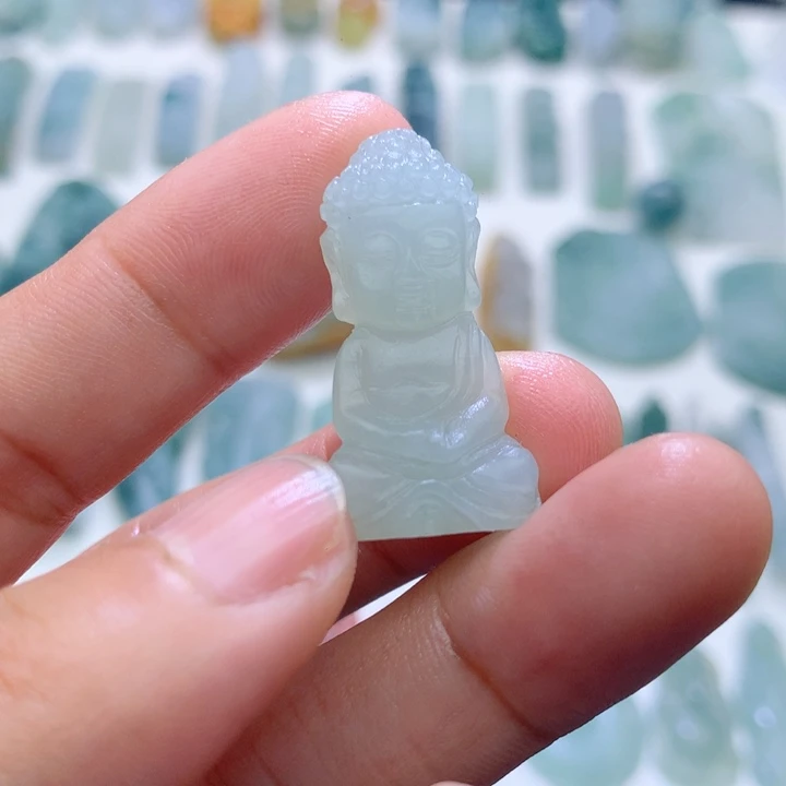 定制翡翠未镶嵌毛货抛光