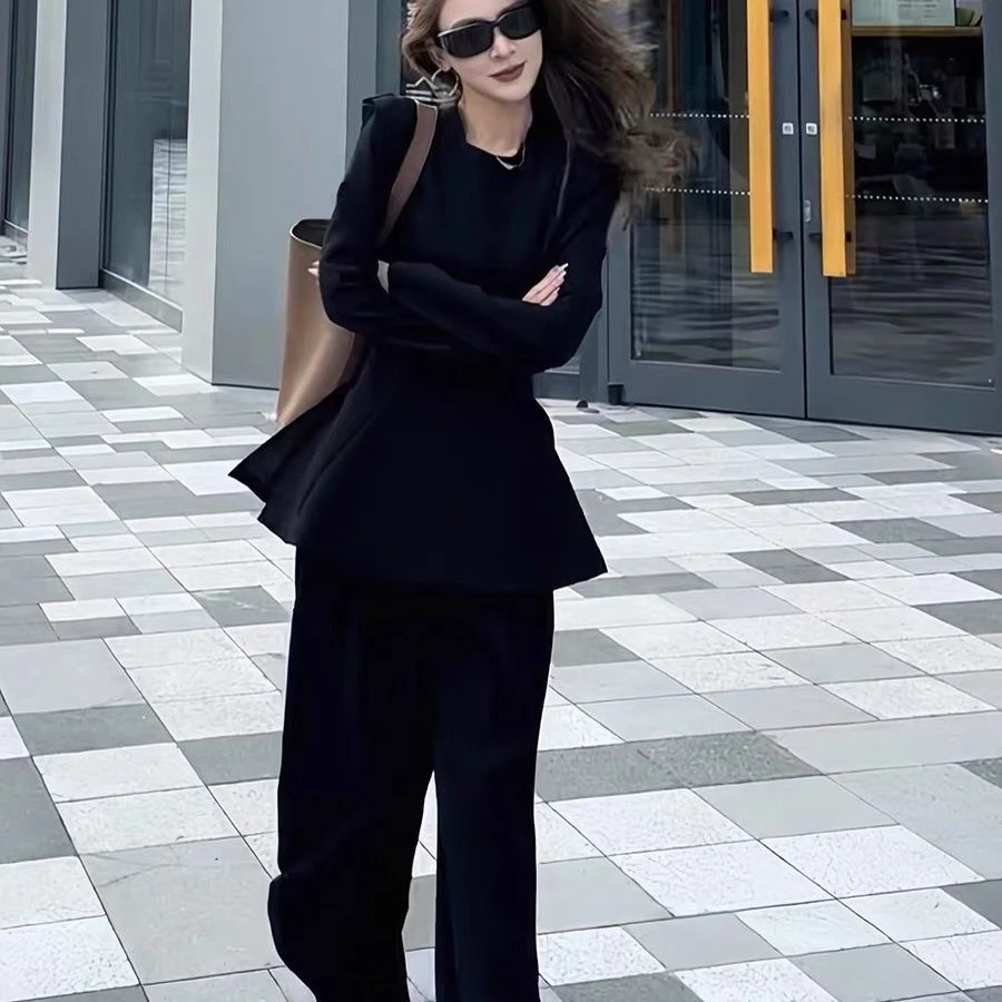 335高级感气质套装女秋冬设计感显瘦上衣阔腿裤时尚两件套