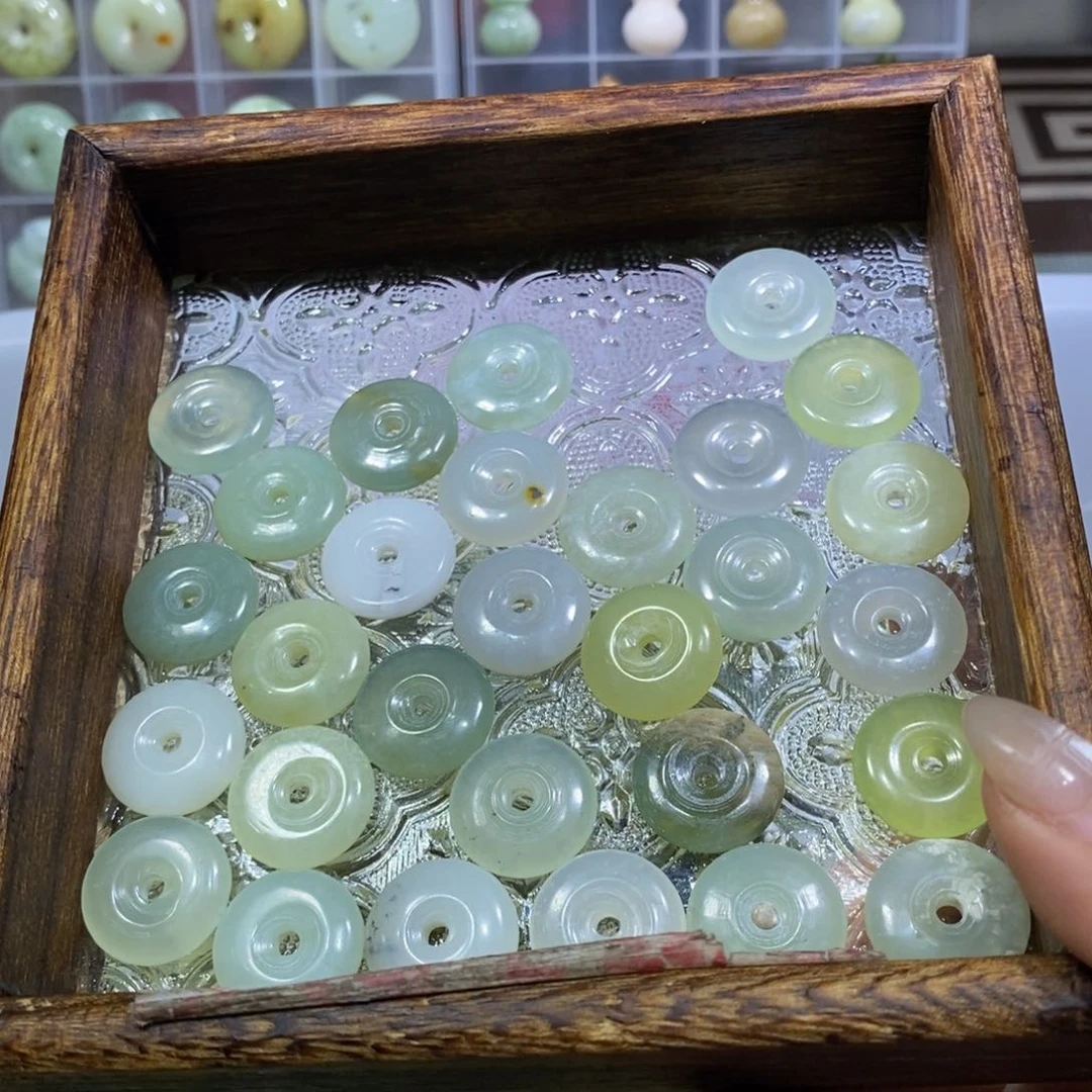 合金蛇纹石玉颈饰25
