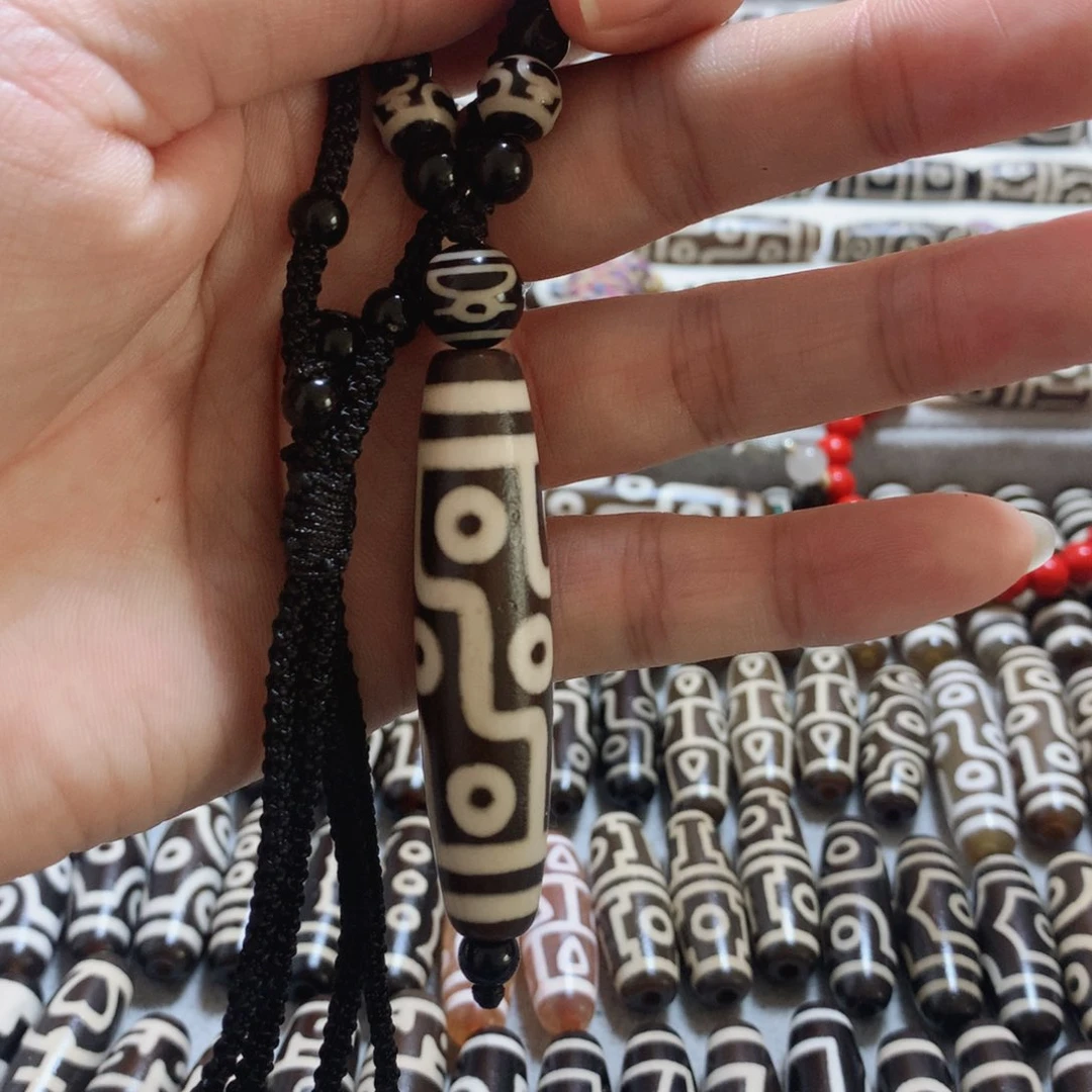 未镶嵌颈饰玛瑙/玉髓