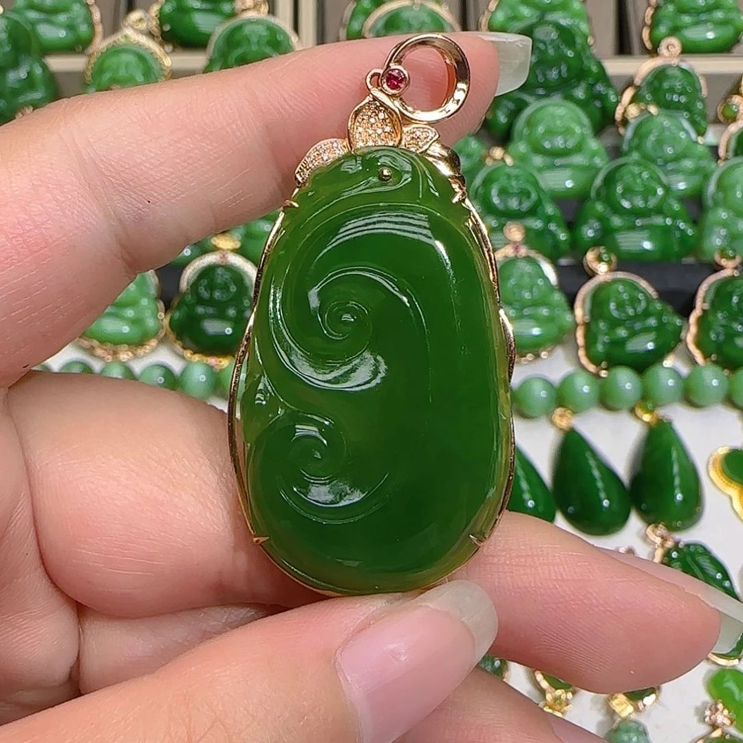 和田玉（碧玉）吊坠(不含链)18K金镶嵌