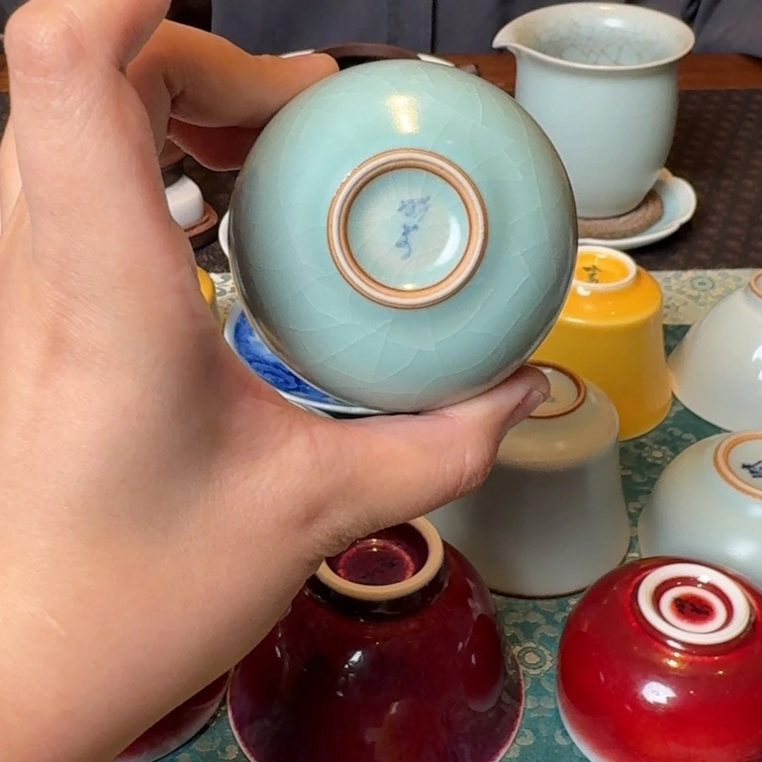 晓芳窑粉青圆口杯
