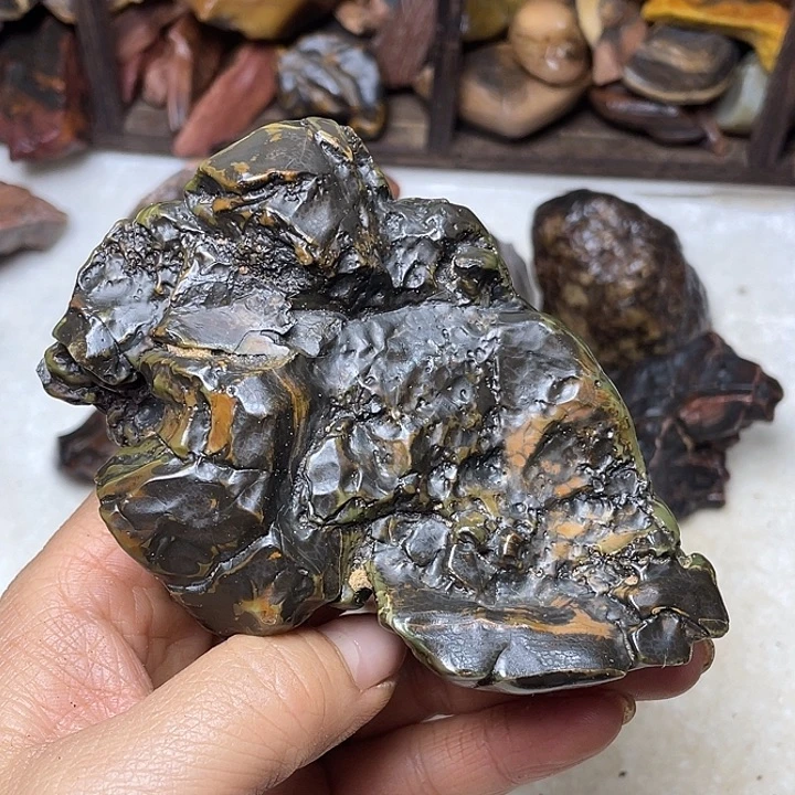 轻***.石材戈壁牧民美石原石