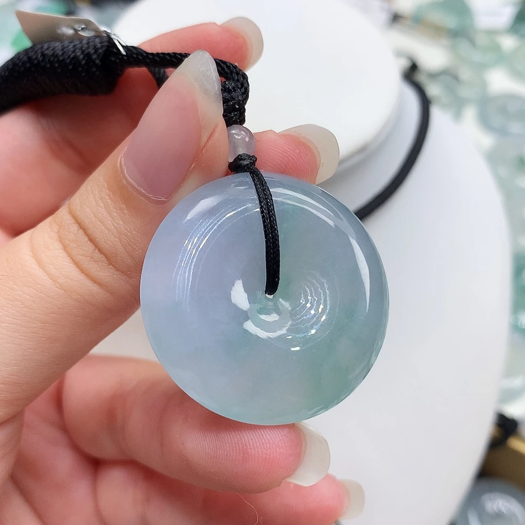 翡翠未镶嵌胸饰翡翠36，32/7.7