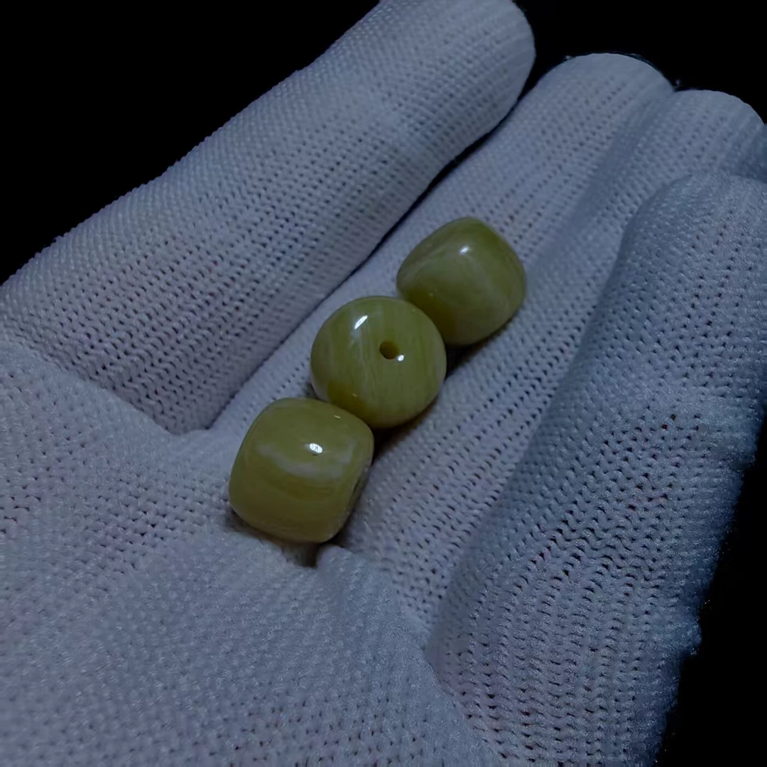 YL0180    社会牛老型单珠约12mm