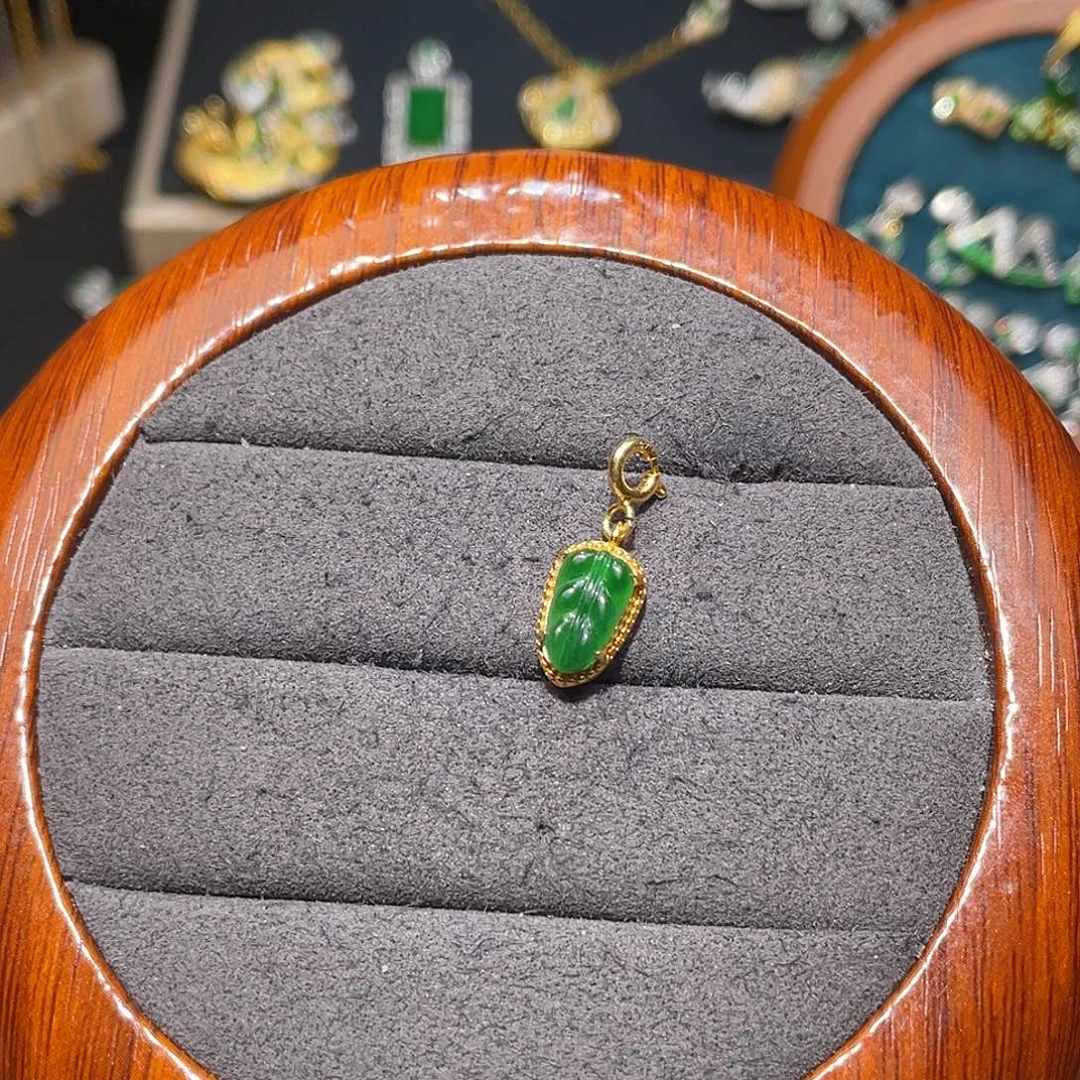 翡翠银S925镶嵌颈饰