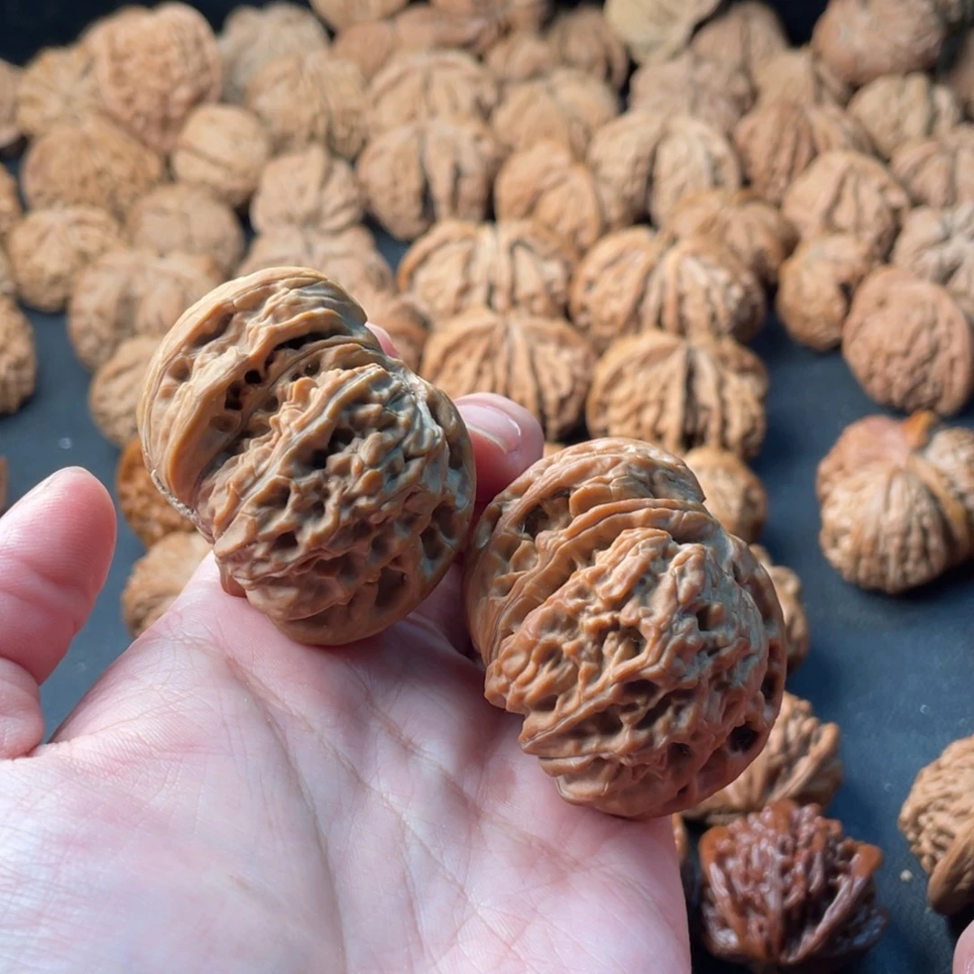 把件文玩核桃白狮子