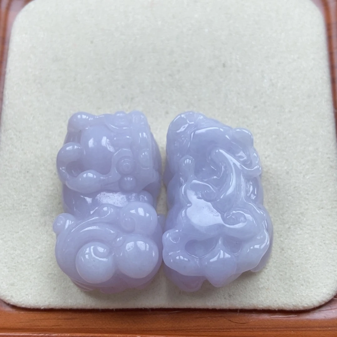 颈饰未镶嵌翡翠紫翡霸王如意貔貅一对