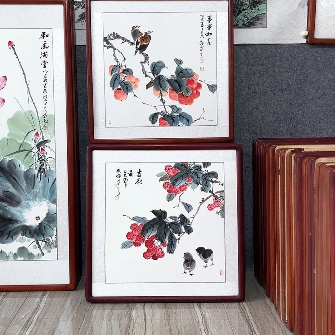 国画书画作品带框63×63厘米