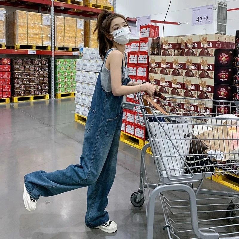 蓝色牛仔背带裤女夏季2025新款韩式复古小个子设计感酷盐系阔腿裤