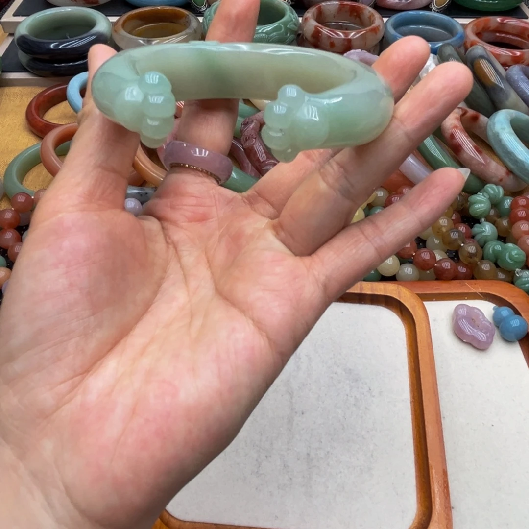 石英质玉未镶嵌圈口54