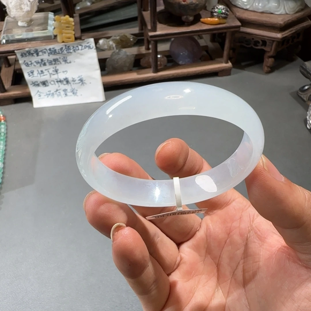 翡翠手镯未镶嵌52.6贵妃