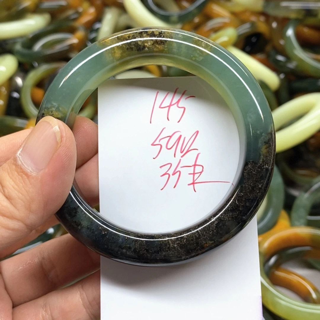 未镶嵌蛇纹石玉手镯