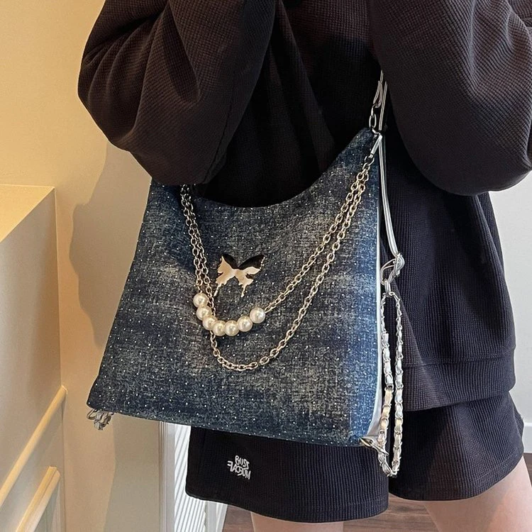 雪儿专属韩版定制重工蝴蝶四用包（9117）