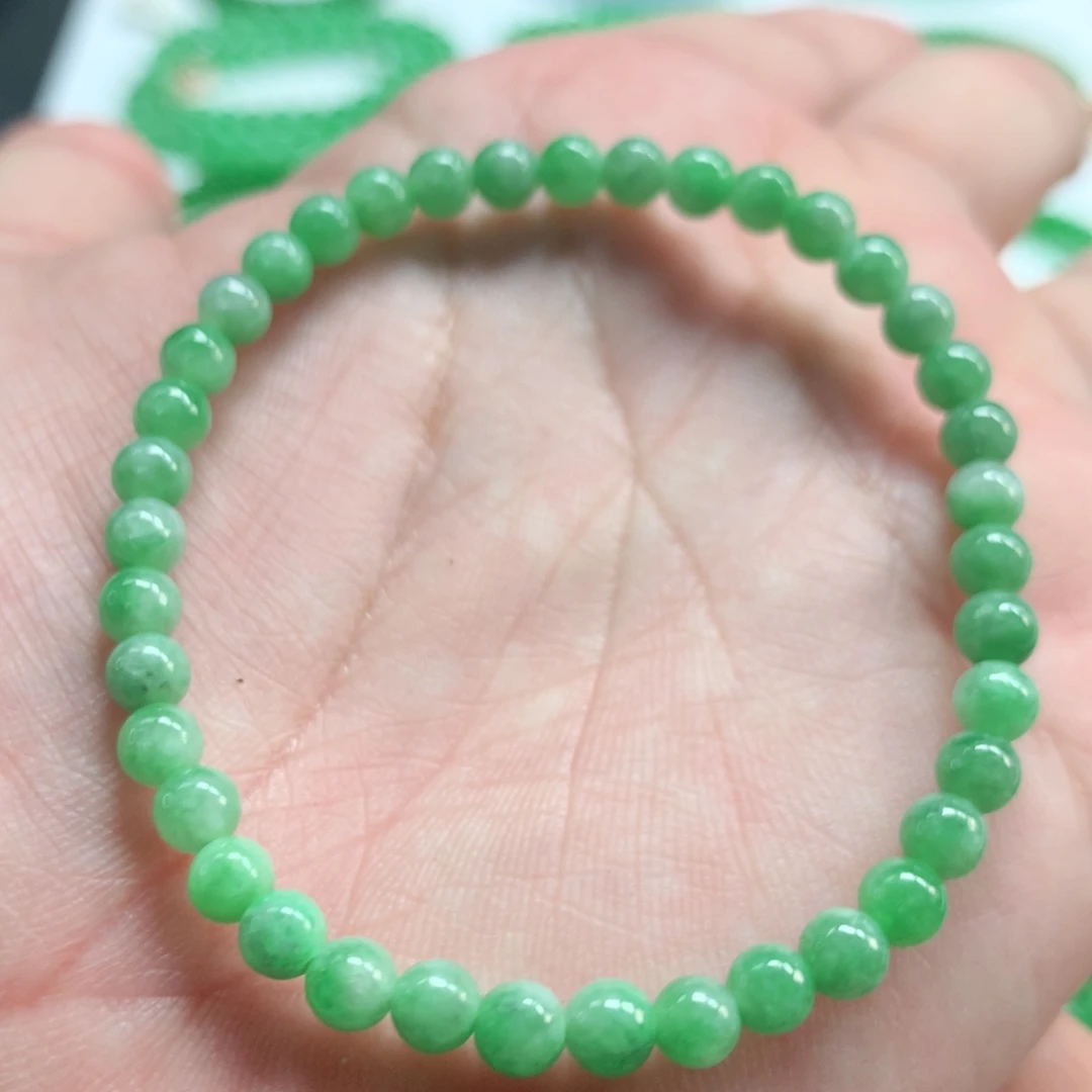 翡翠未镶嵌手链翡翠