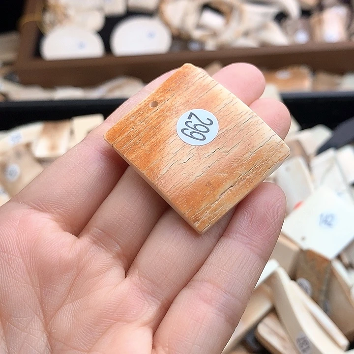 泥塑不打孔联系客服