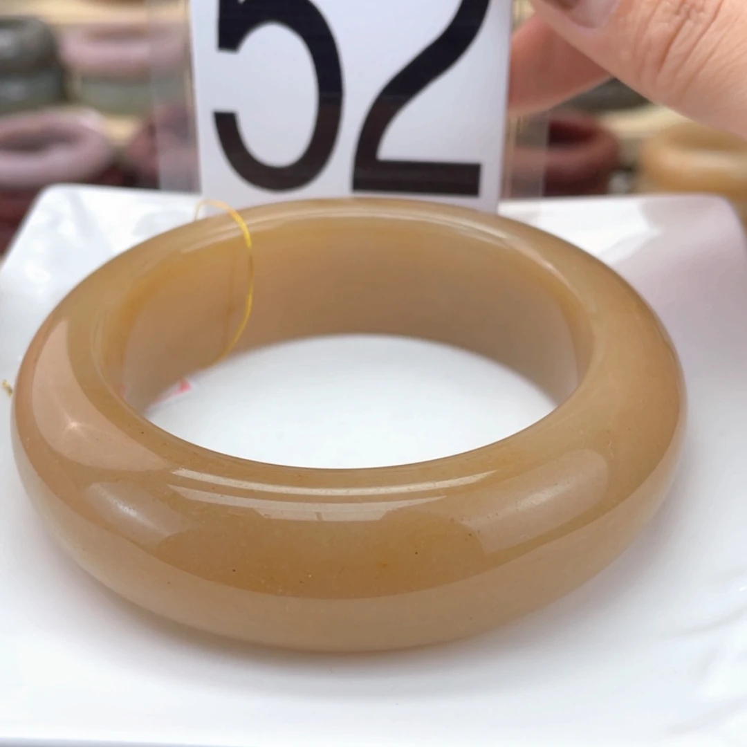 【闪购商品】石英质玉手镯未镶嵌