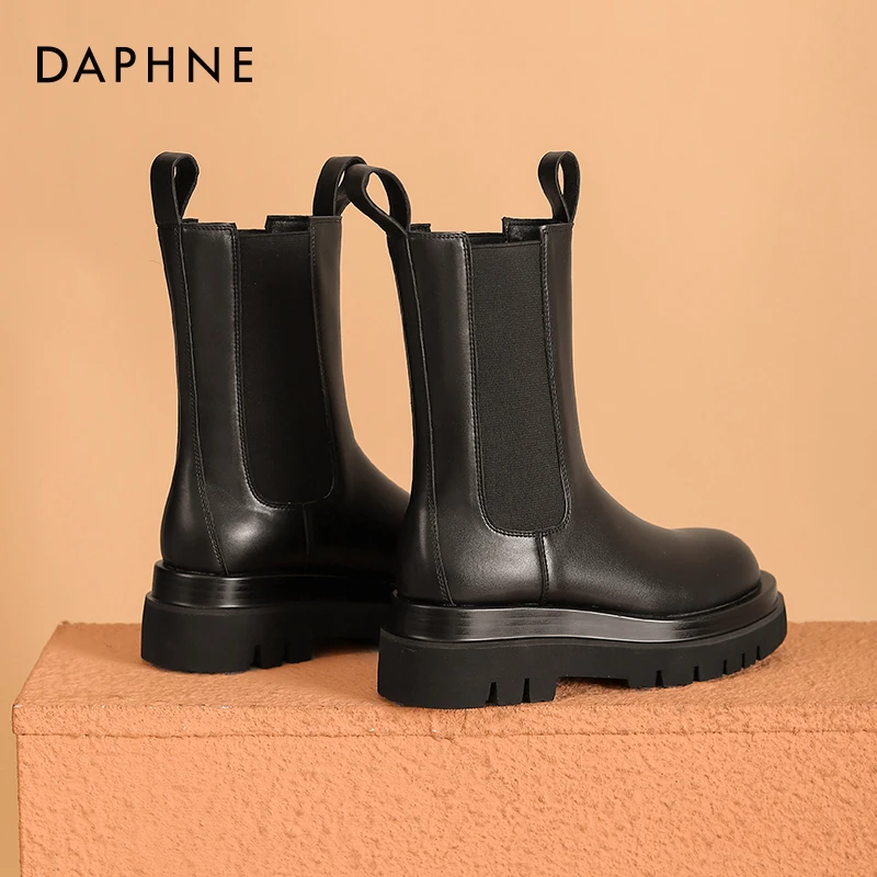 达芙妮马丁靴女爆款2025秋季中筒切尔西女靴英伦风时尚黑色烟筒靴
