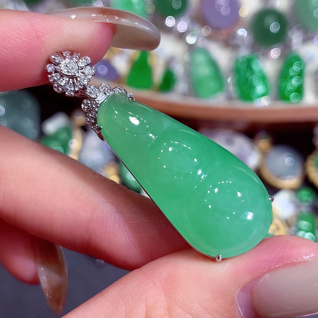 翡翠18K金镶嵌吊坠(不含链)