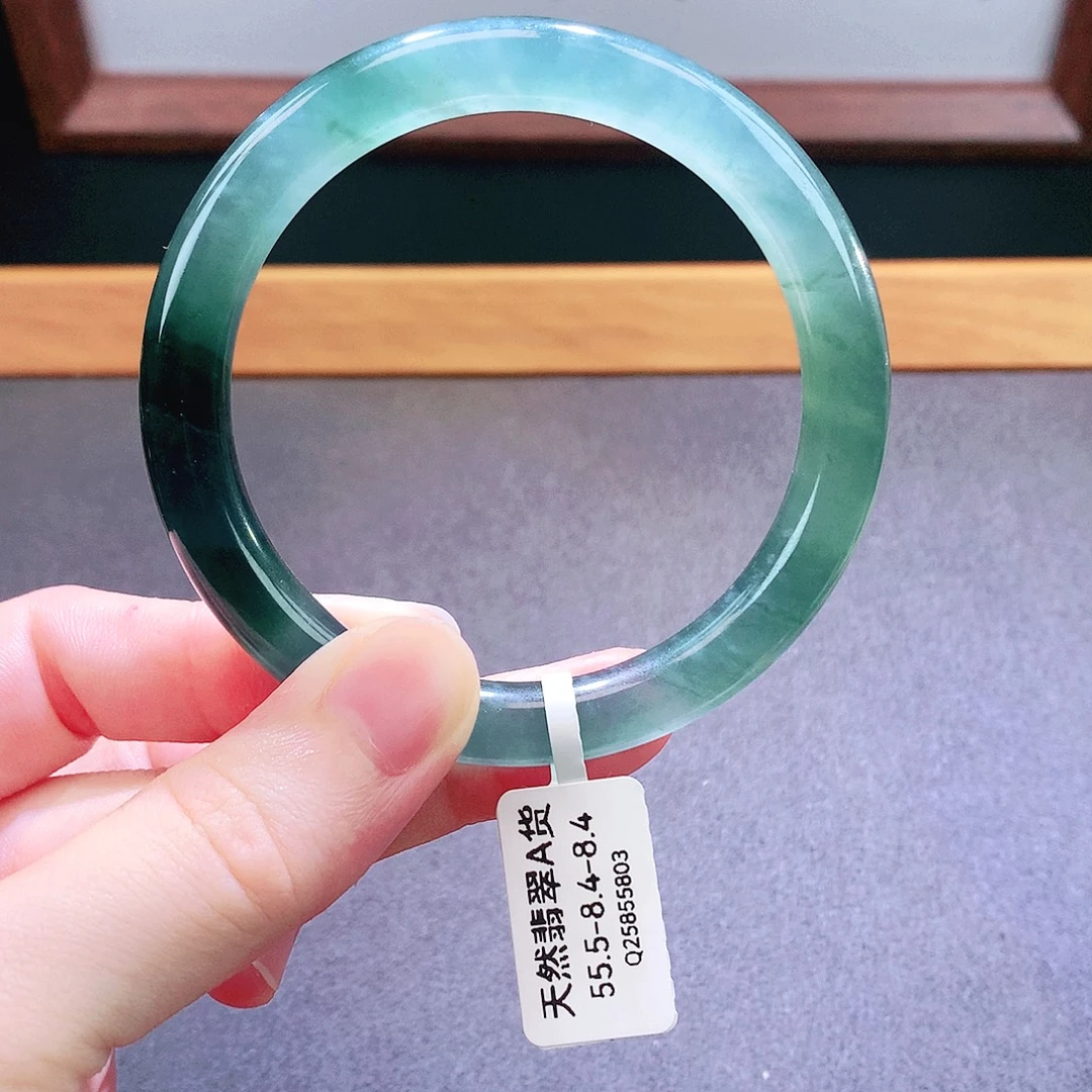 未镶嵌手镯翡翠天然翡翠