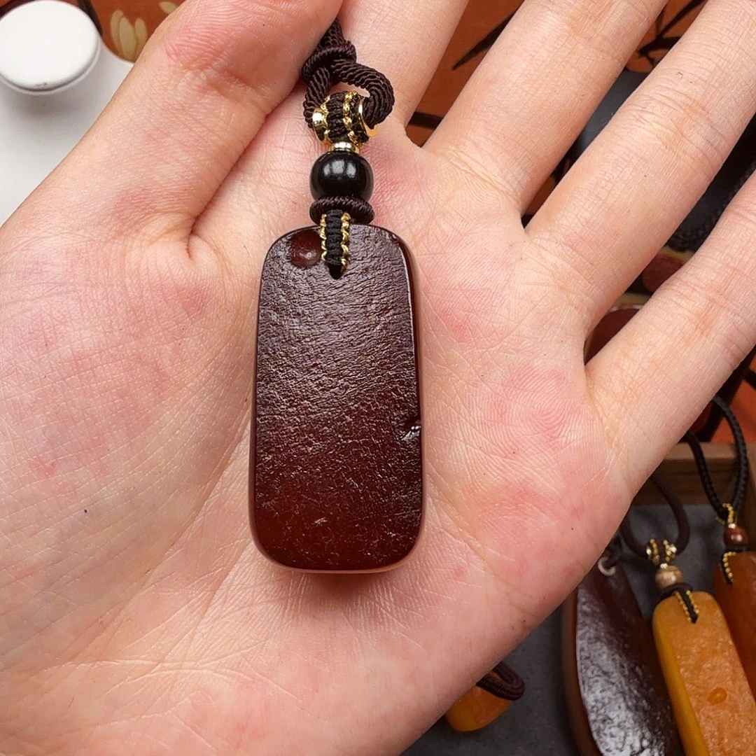 蜜蜡未镶嵌吊坠(赠链)