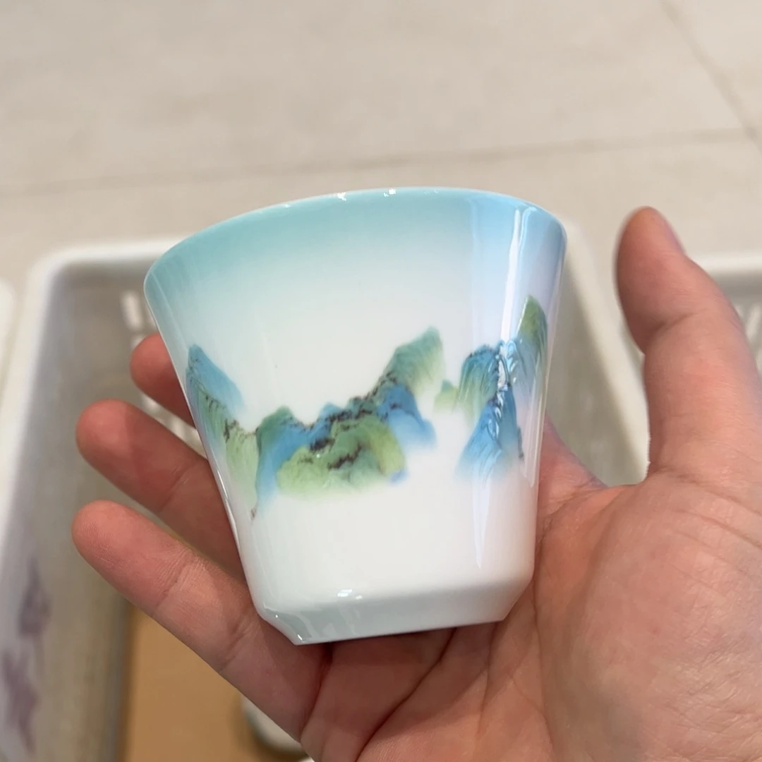 瓷片江山如画主人杯