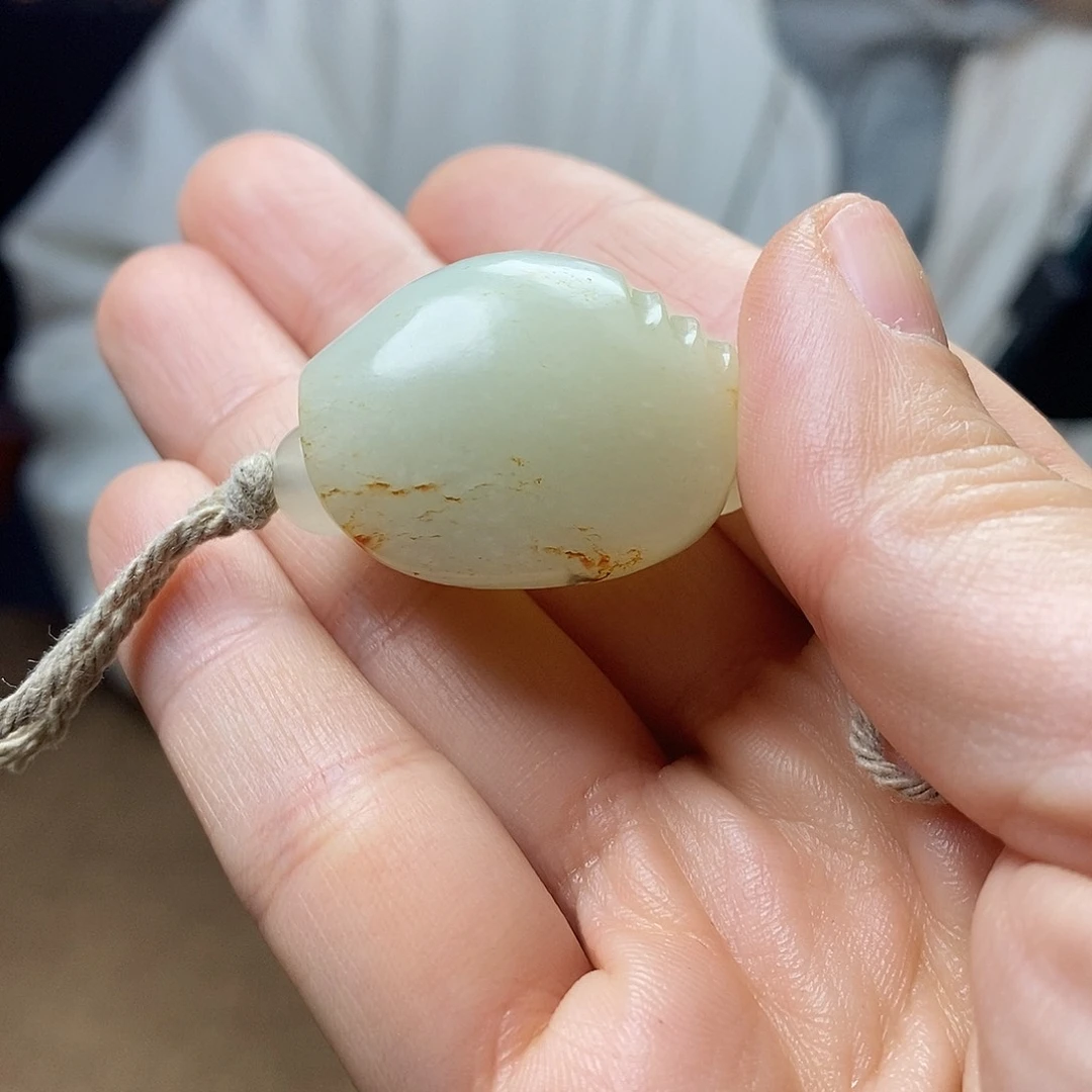 和田玉颈饰未镶嵌老*哥