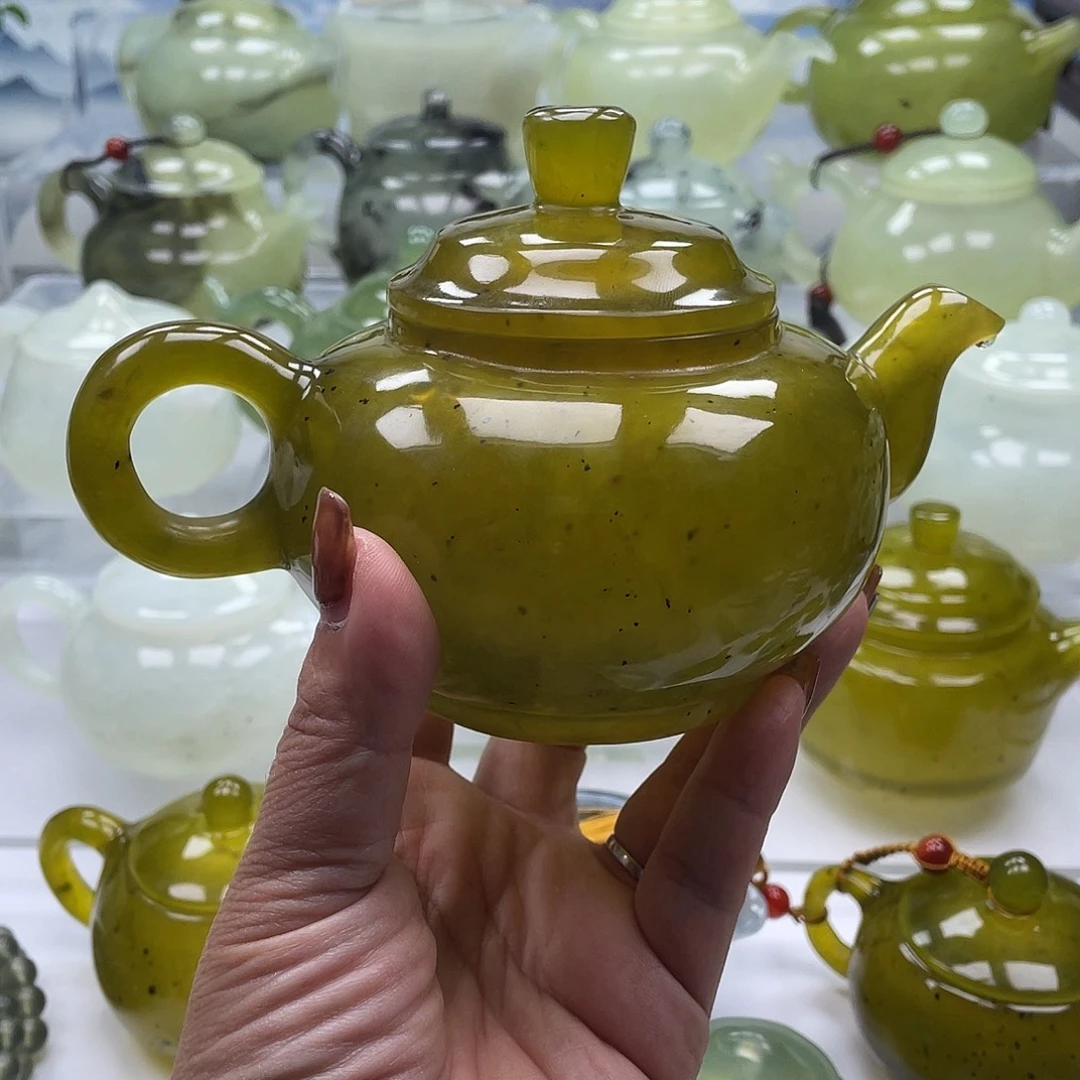 蛇纹石玉未镶嵌壶