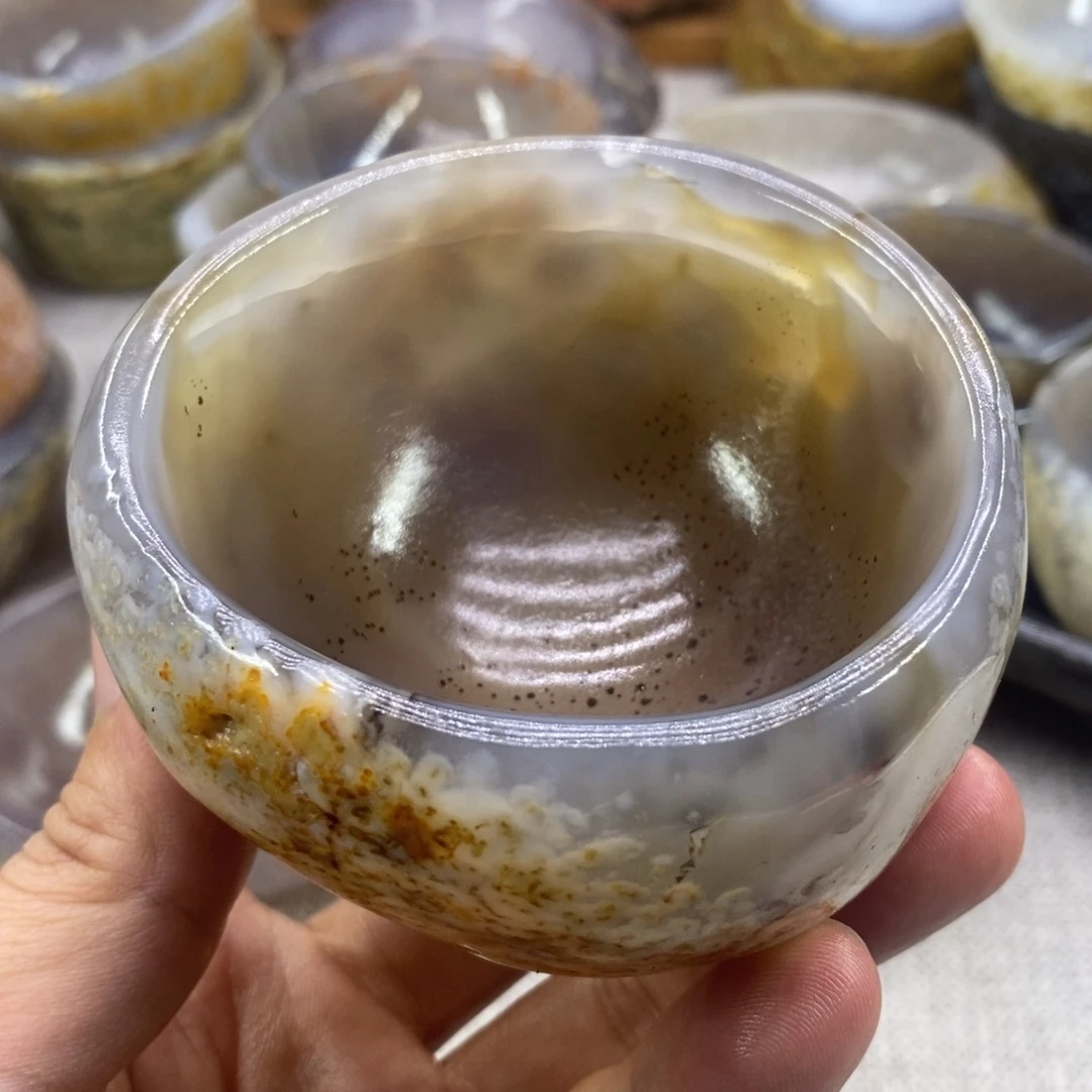 玉原石手工制品石碗瑕疵